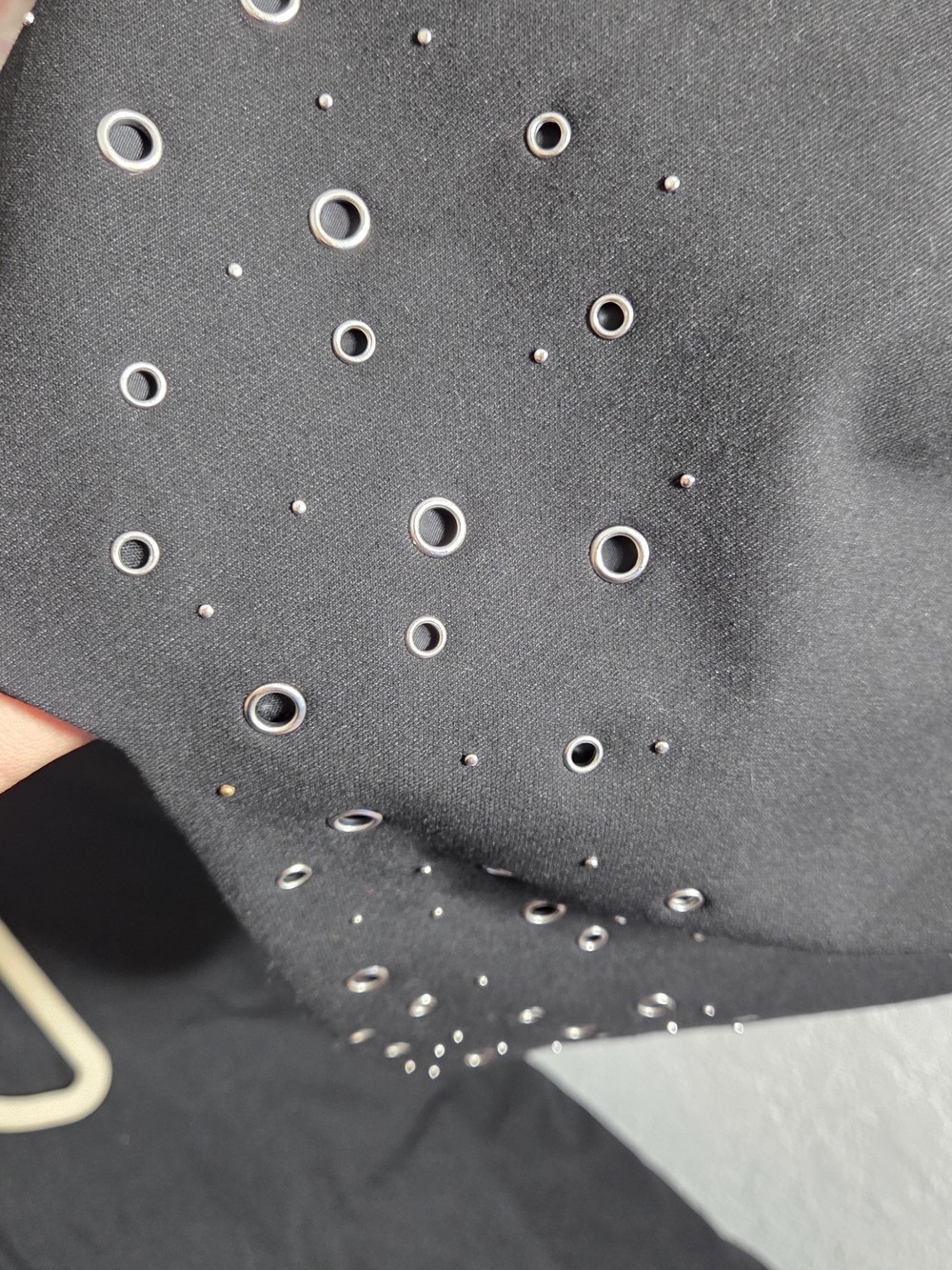 Elizabeth and James Black Grommet Studded Sleeveless Halter Dress Size 6 - TLC - Picture 3 of 9